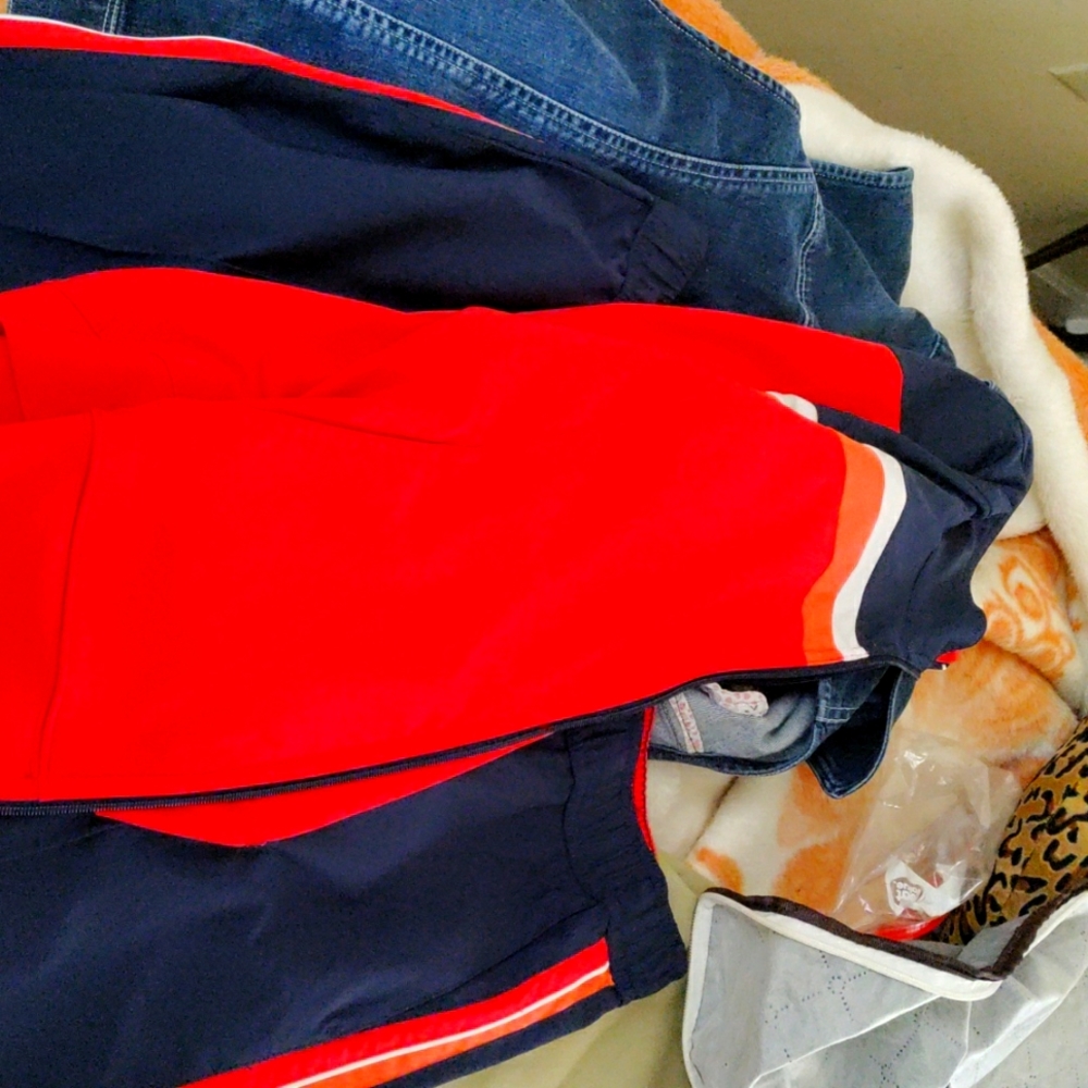 Women's jogging suit